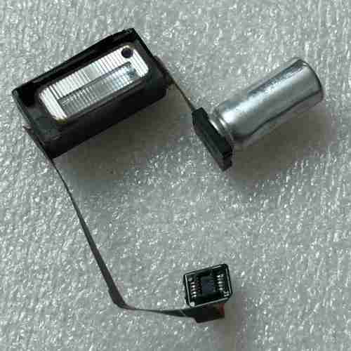 诺基亚6220XM氙气闪光灯（诺基亚两边带闪光灯）